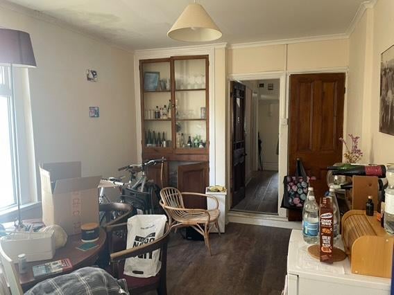 Room Stockland Street in Cardiff