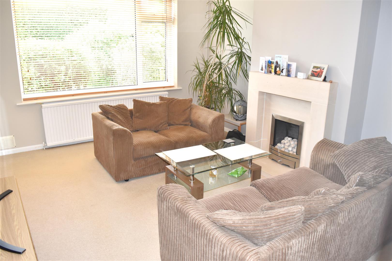 House Wedderburn Close in Harrogate