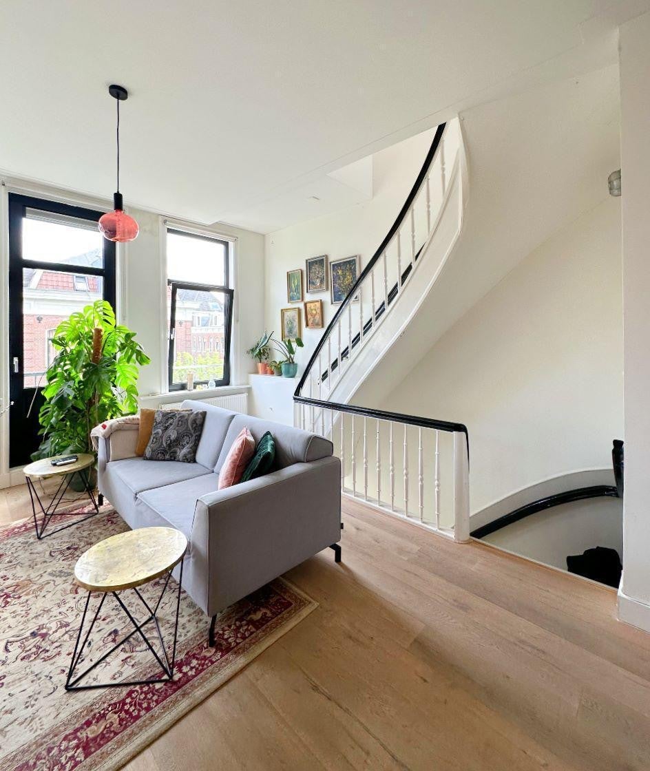Flat Eerste Nassaustraat in Amsterdam