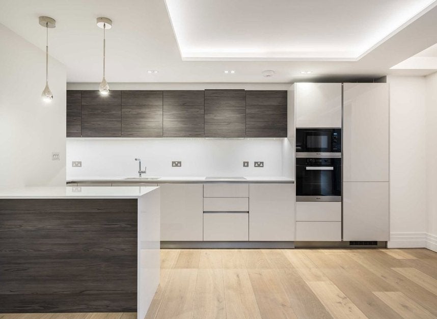 Flat Kensington Gardens Square in City of Westminster