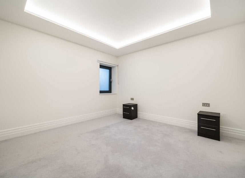 Flat Kensington Gardens Square in City of Westminster