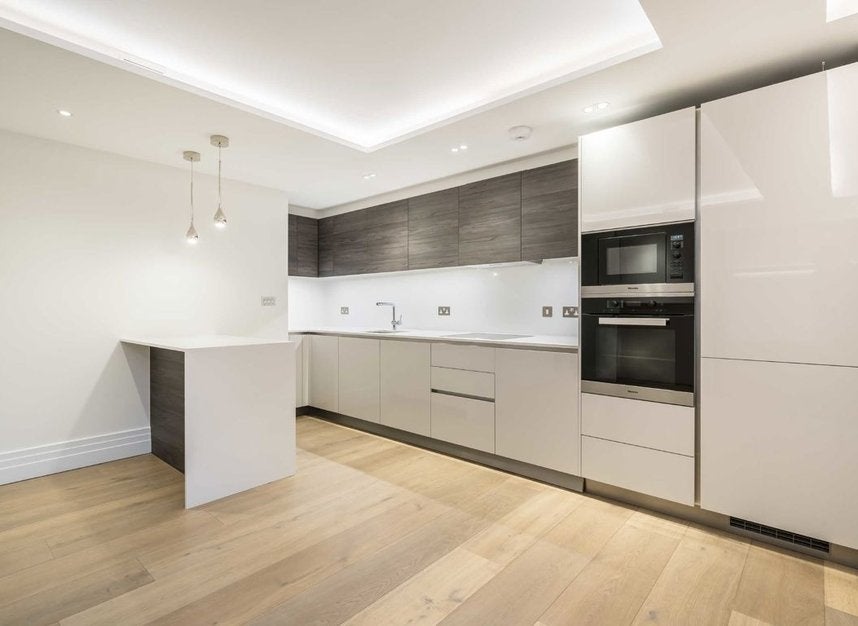 Flat Kensington Gardens Square in City of Westminster