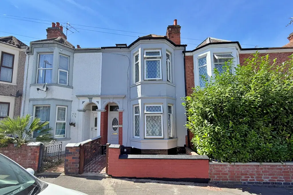 House Claremont Road in Rugby
