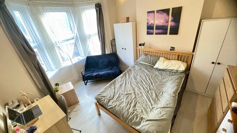 Room Rutland Gardens in Greater London