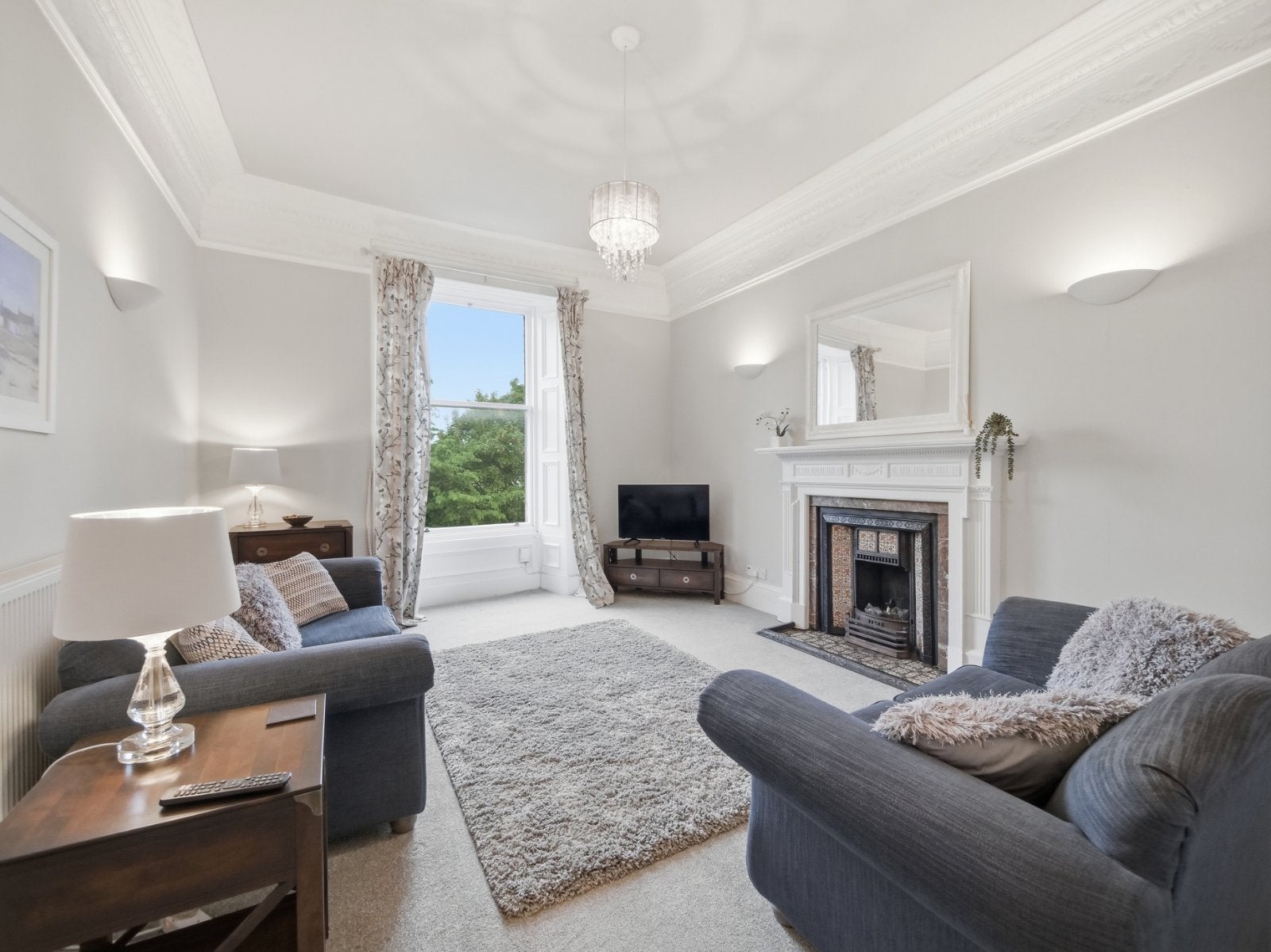 Flat Royal Crescent in City of Edinburgh