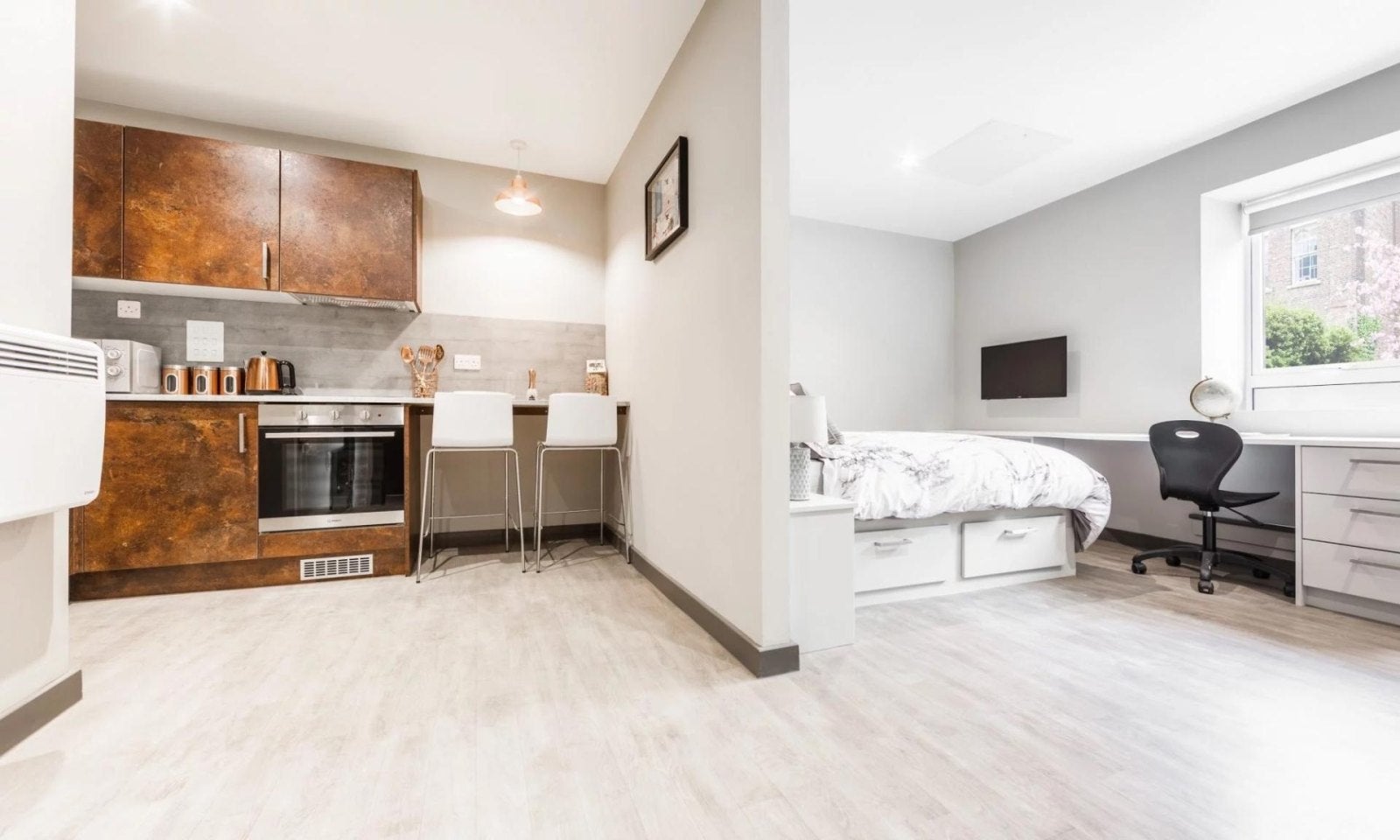 Flat Falconar Street in Newcastle upon Tyne