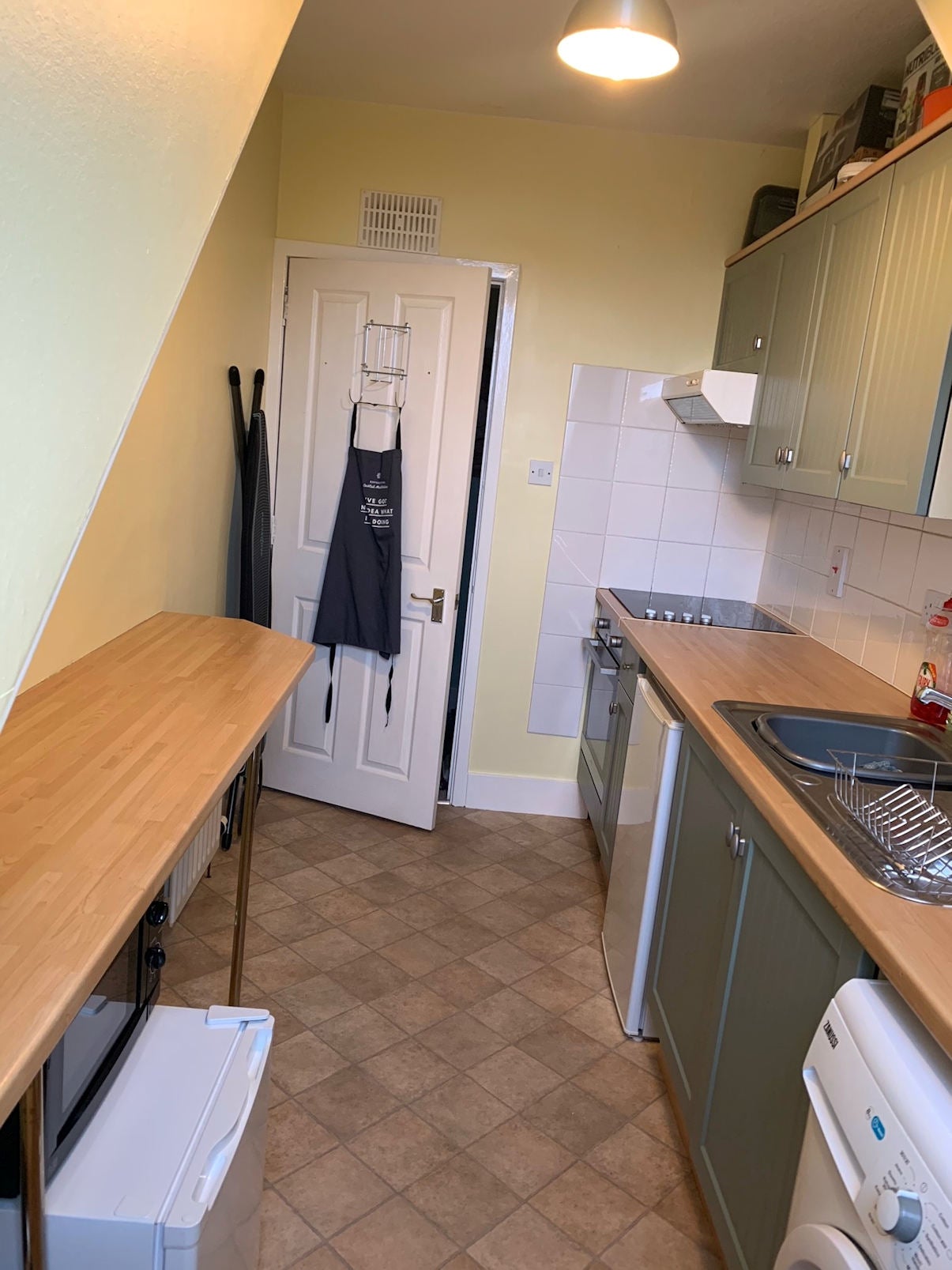 Flat Holburn Road in Aberdeen City