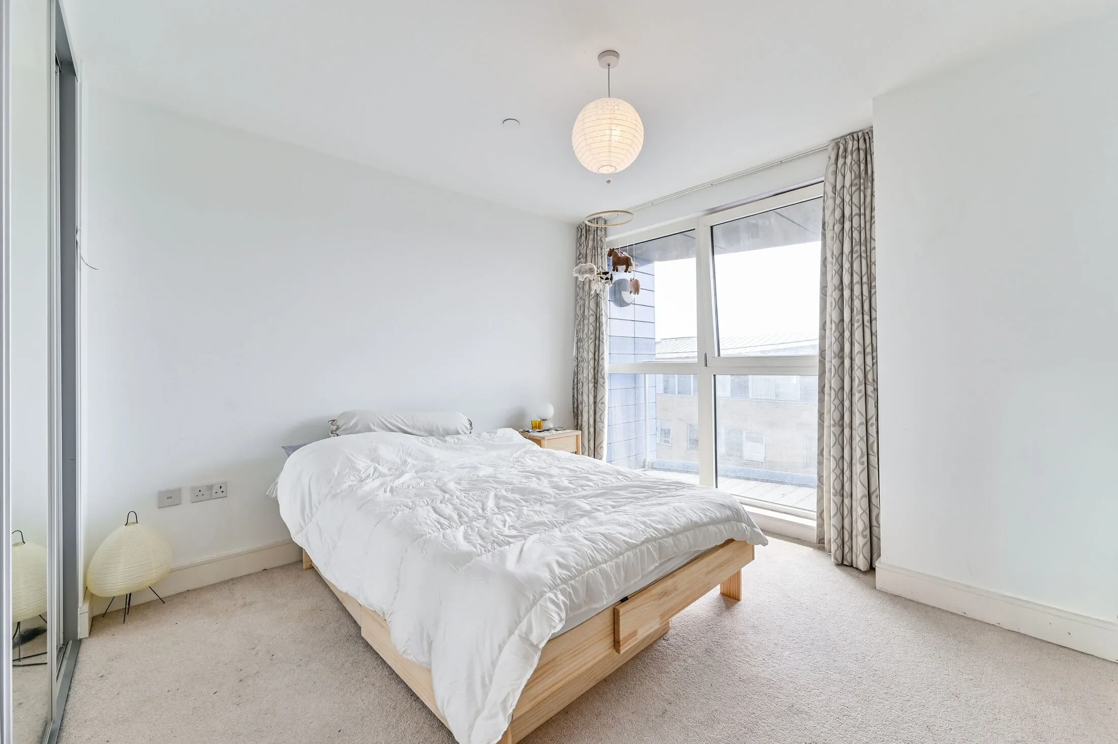 Flat Bryantwood Road in Greater London