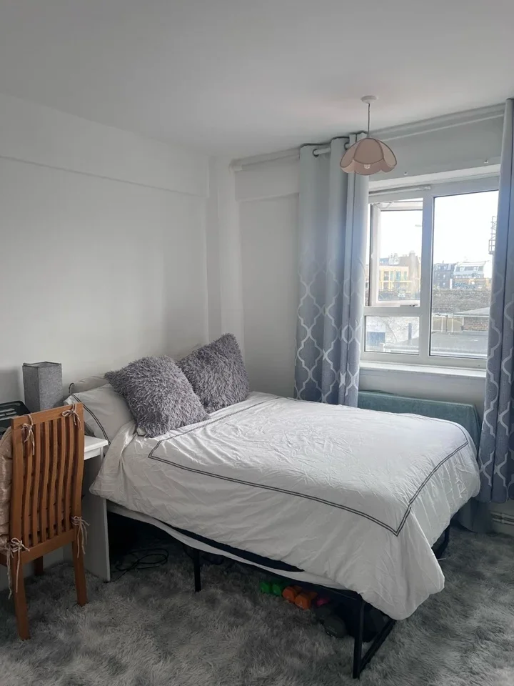 Room Carter Place in Greater London