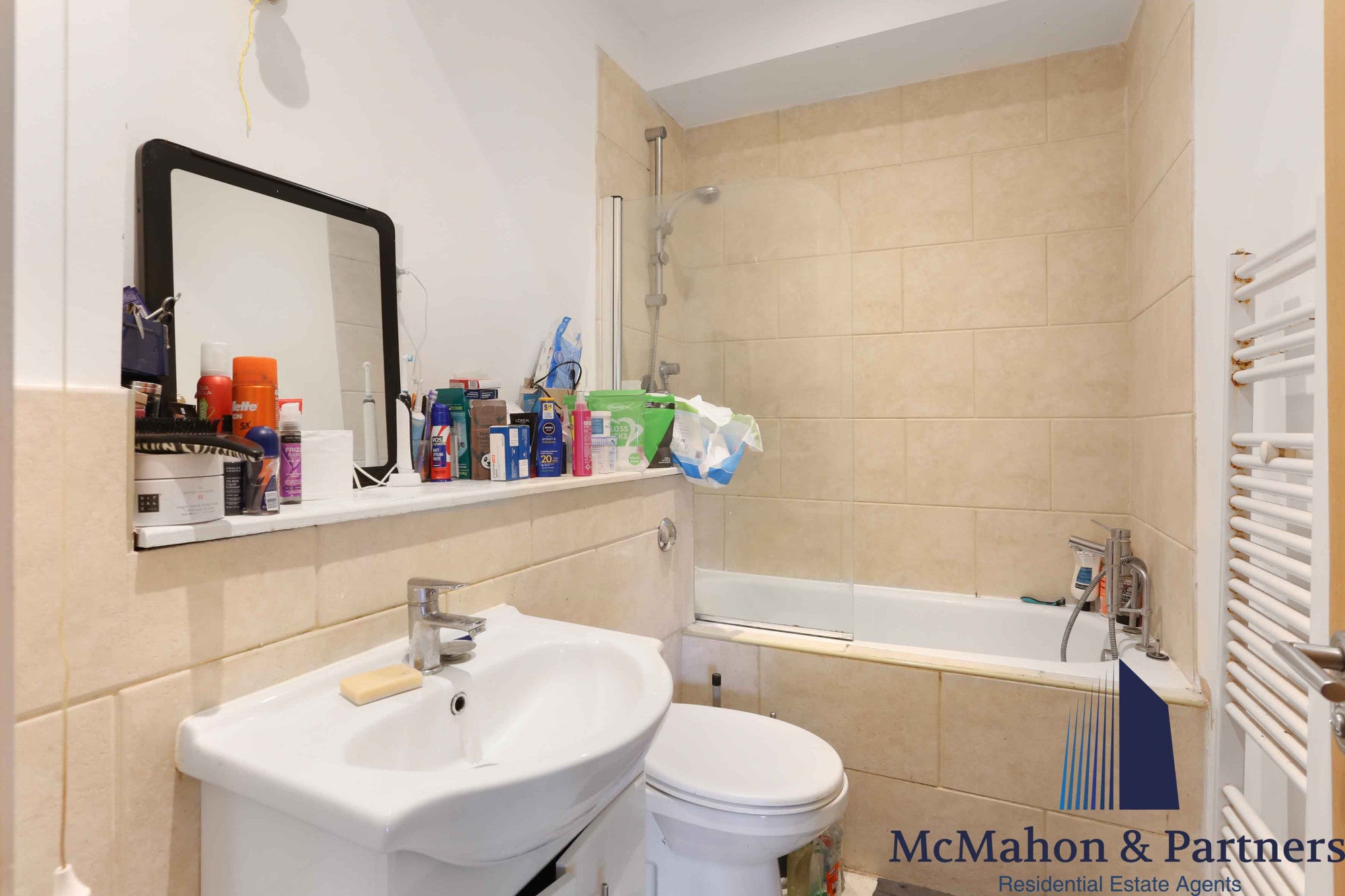 Flat Newington Causeway in London