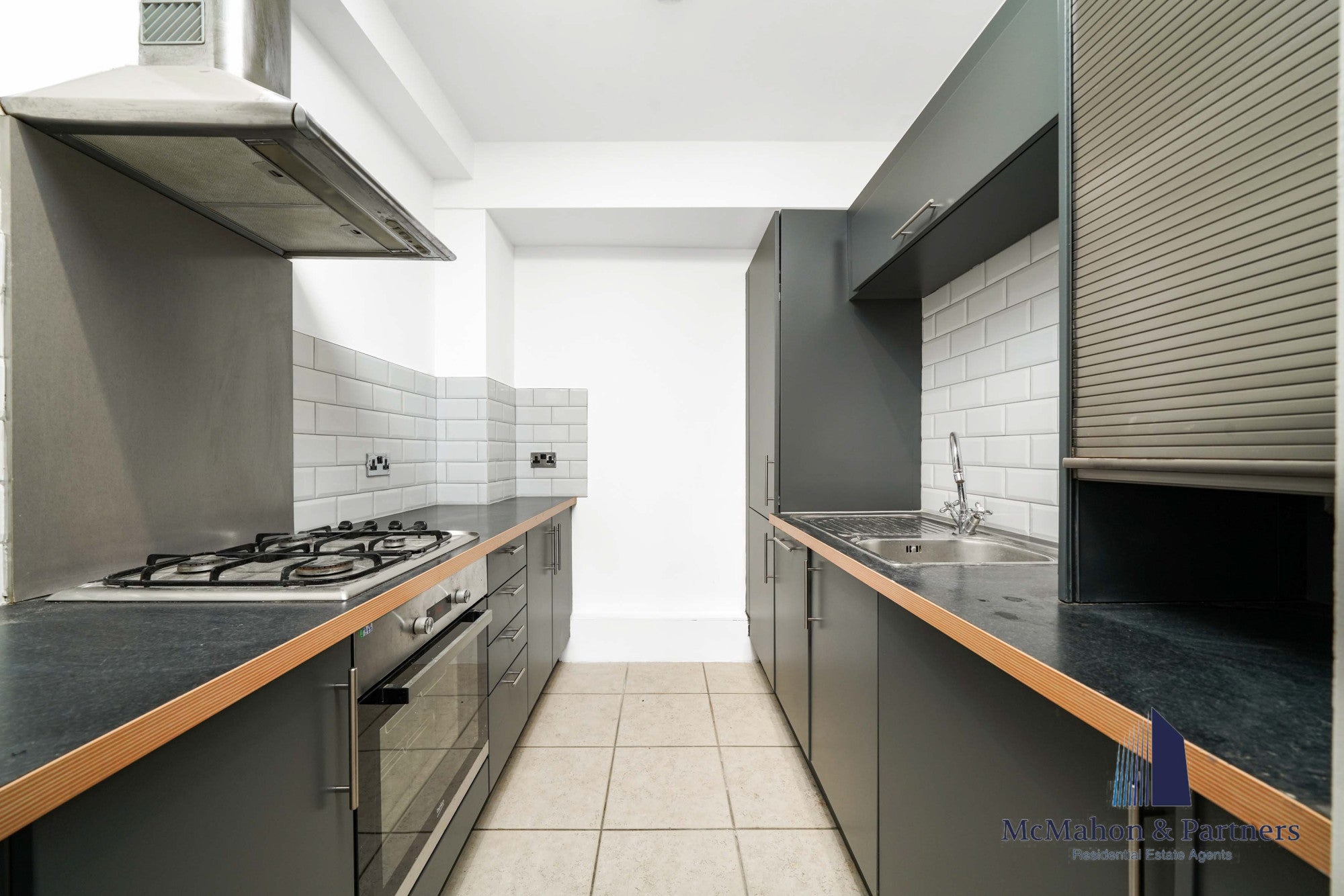 Flat Newington Causeway in London