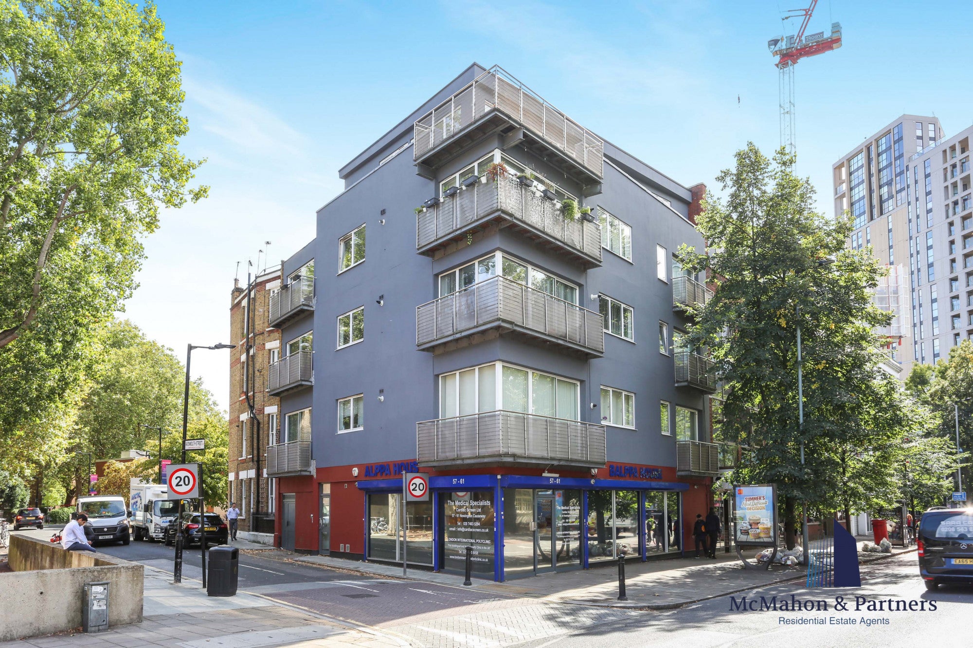 Flat Newington Causeway in London