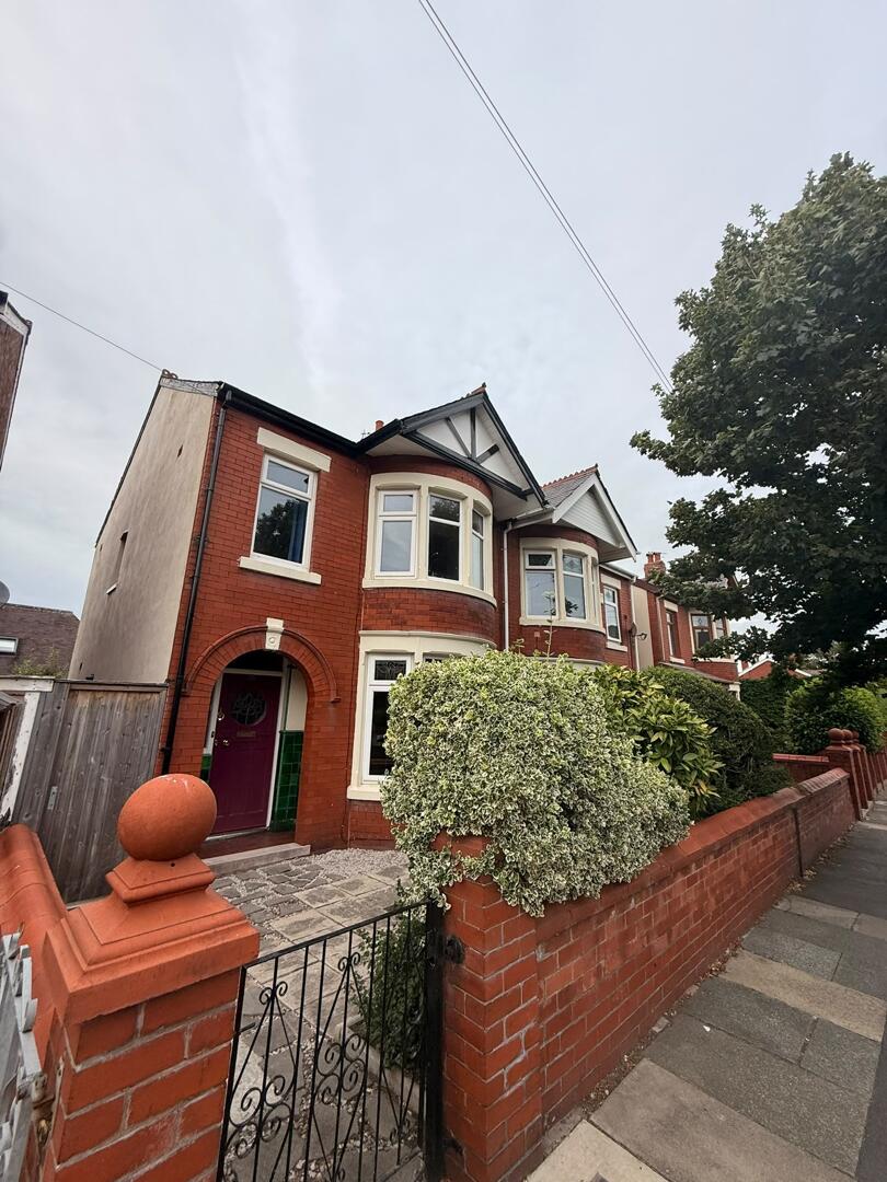House Beechfield Avenue in Blackpool