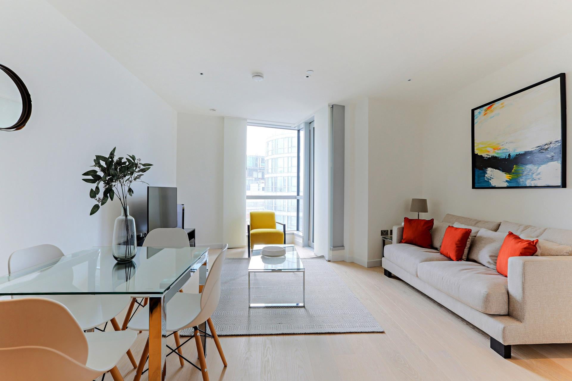 Flat Burdett Road in Greater London