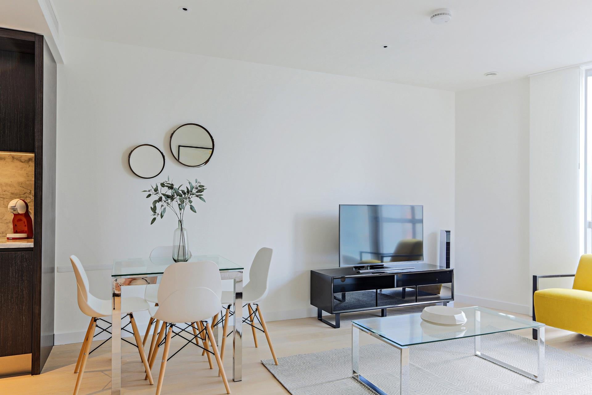 Flat Burdett Road in Greater London