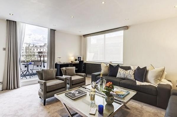 Flat Ebury Street in City of Westminster