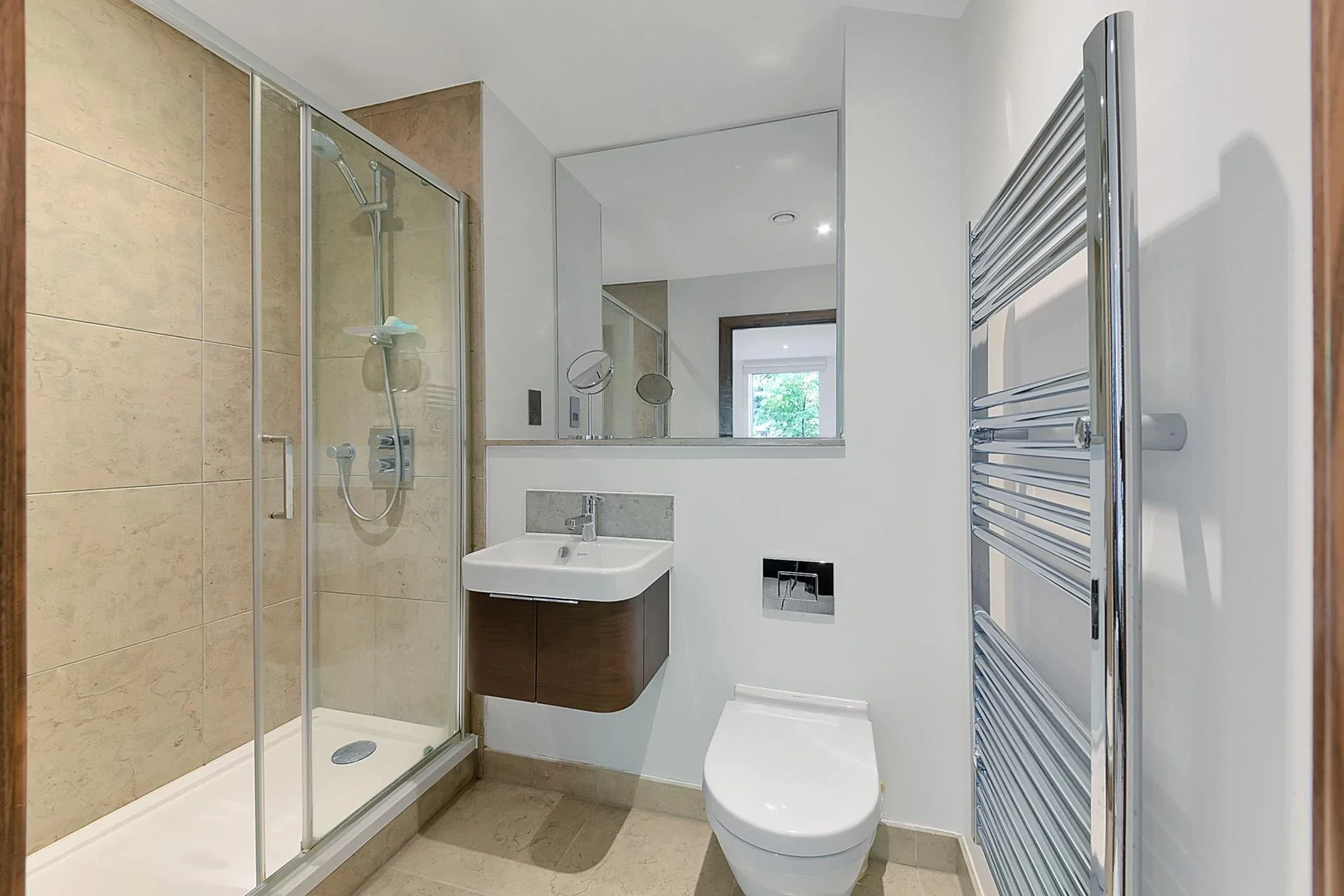 Flat Maygrove Road in Greater London