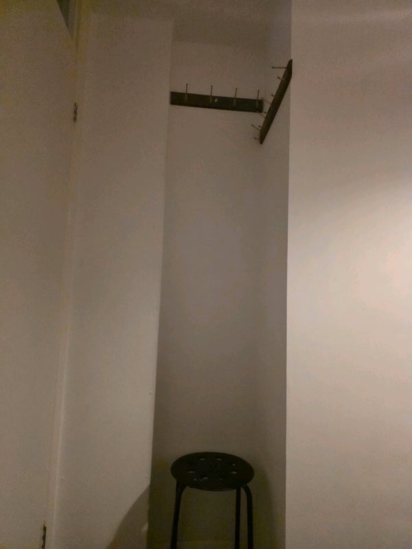 Room Kennedy Close in Greater London