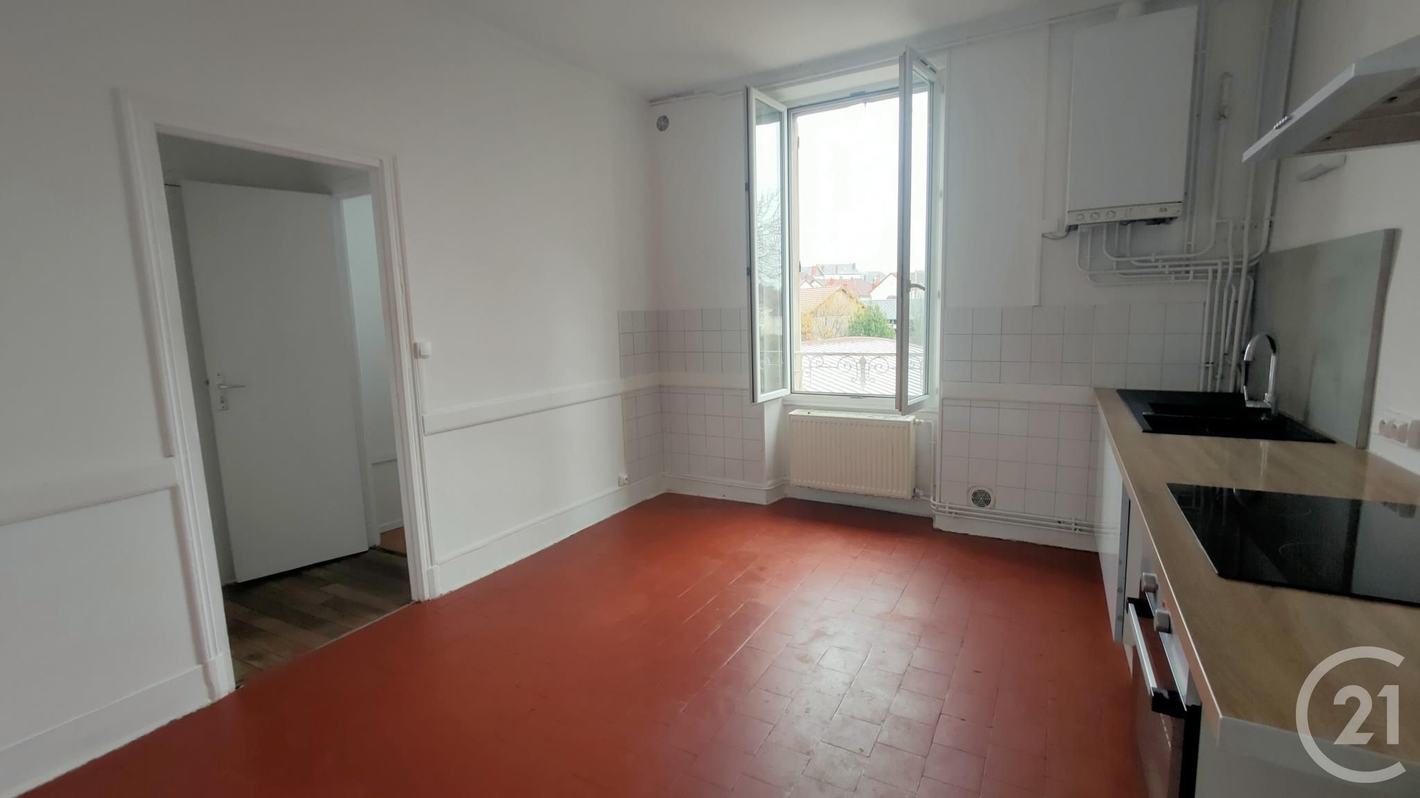 Appartement Rue Du Pressoir à Châteauneuf-Val-de-Bargis