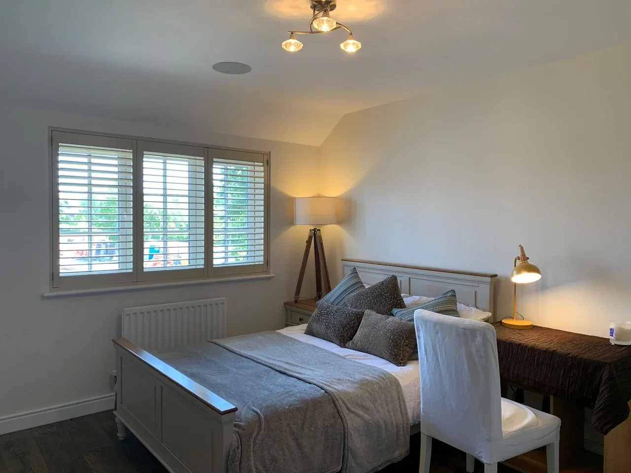 Room Ayres Drive in Cambridge