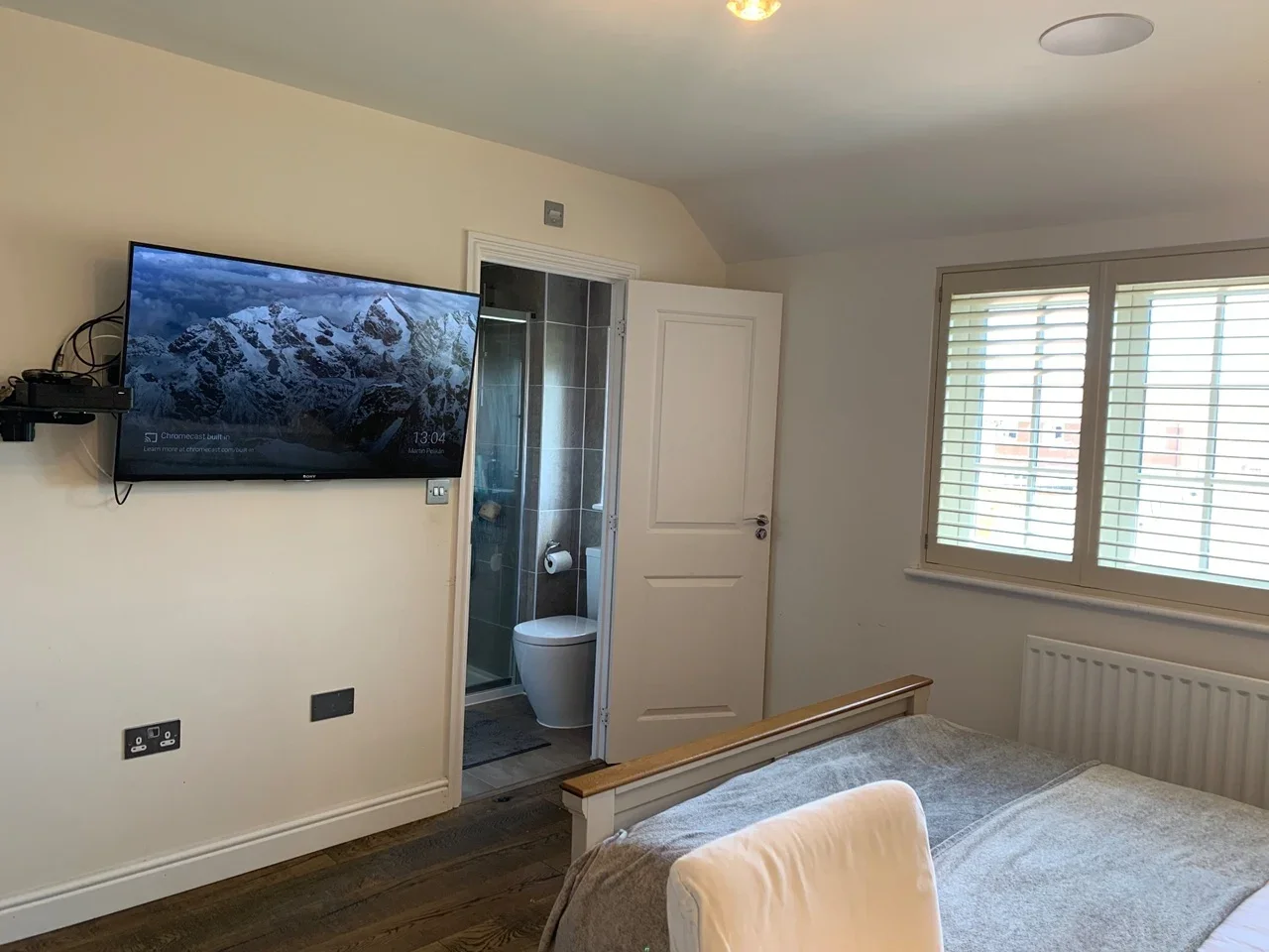 Room Ayres Drive in Cambridge