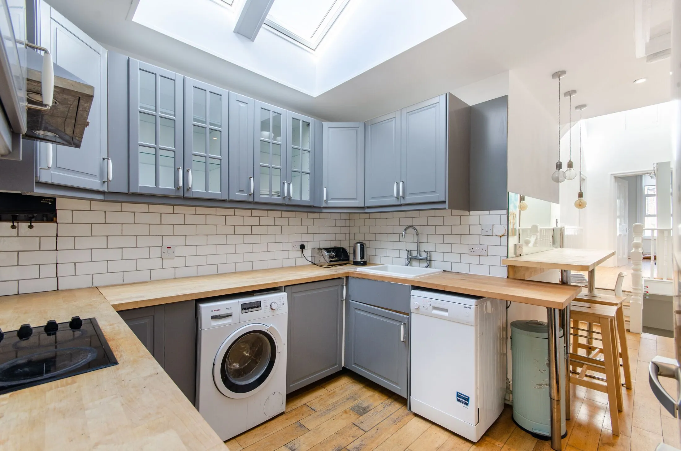 Flat Bathurst Gardens in Greater London