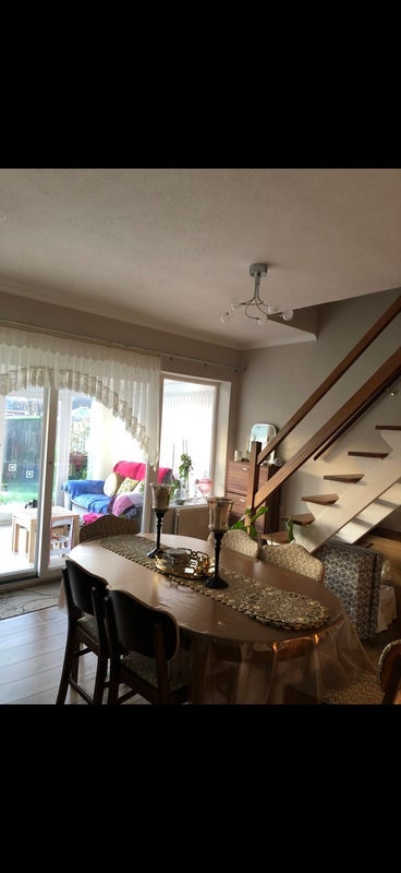 Room Desborough Road in Huntingdonshire