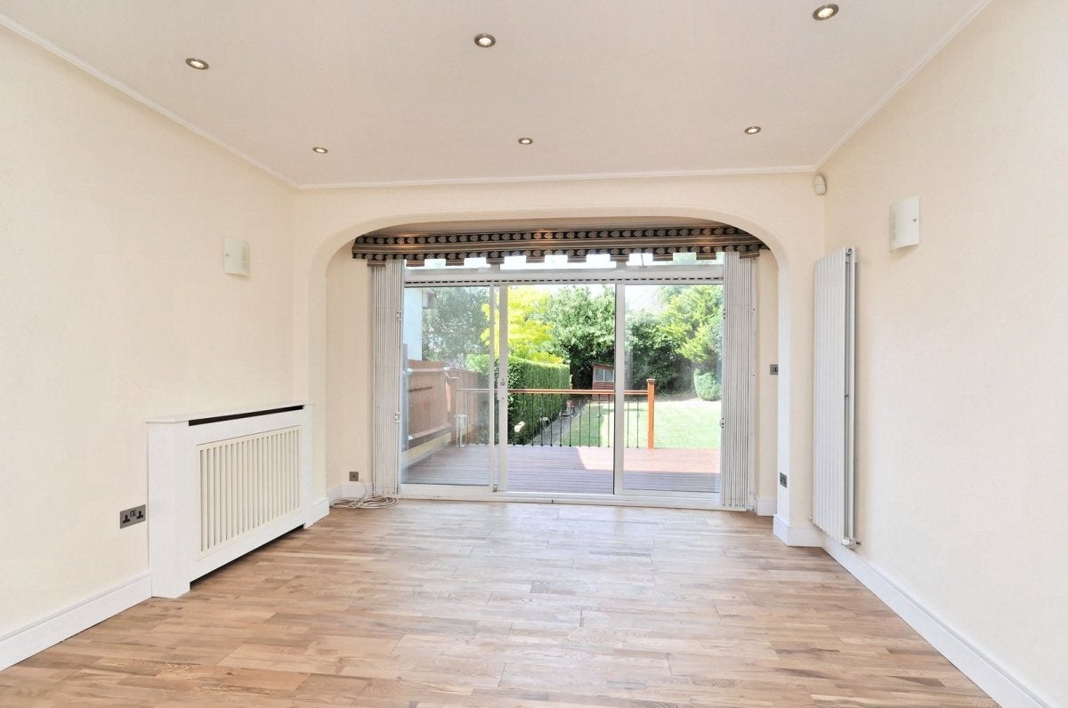 House Armitage Road in Greater London