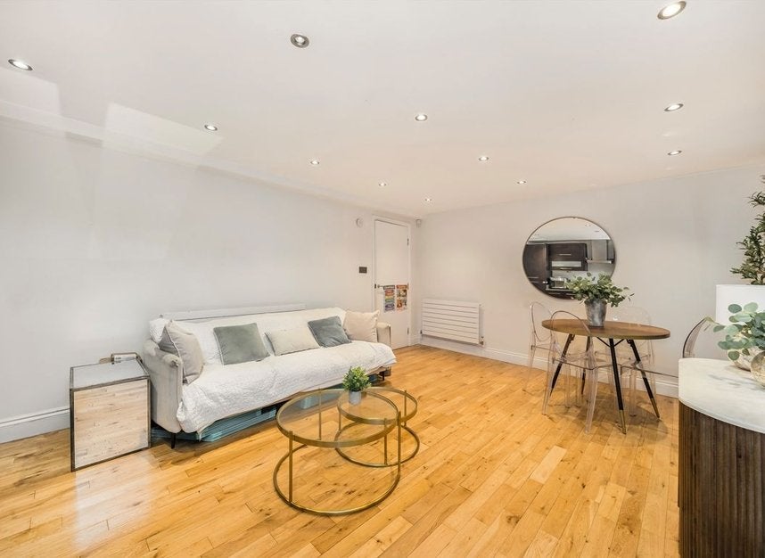 Flat Church Row in Greater London