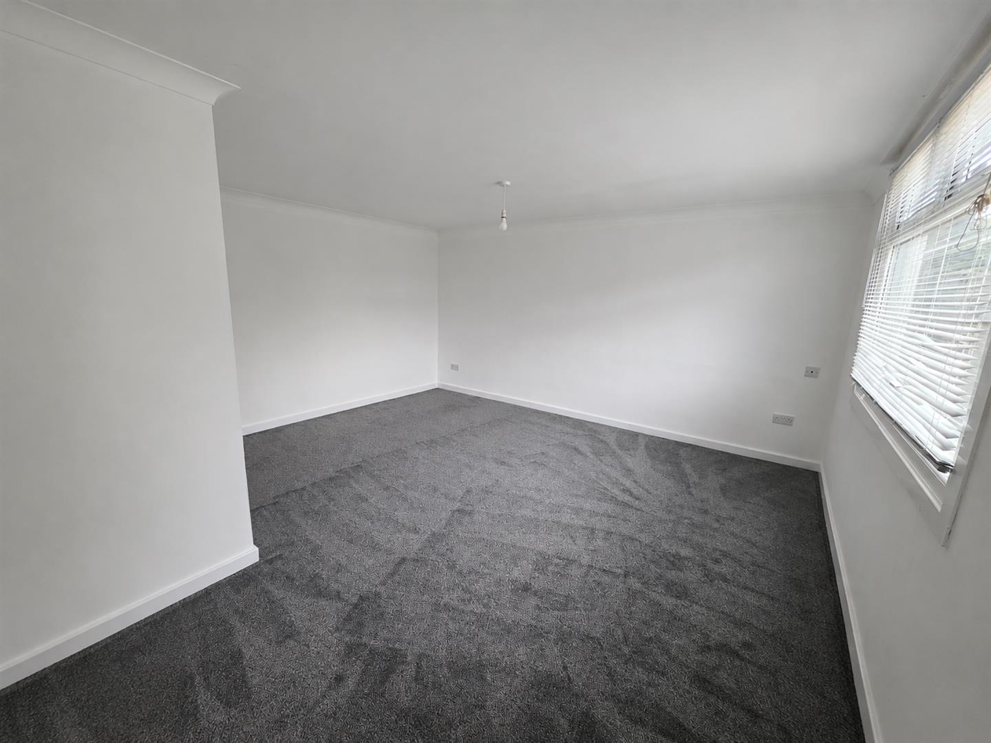House Cheriton Close in Hull