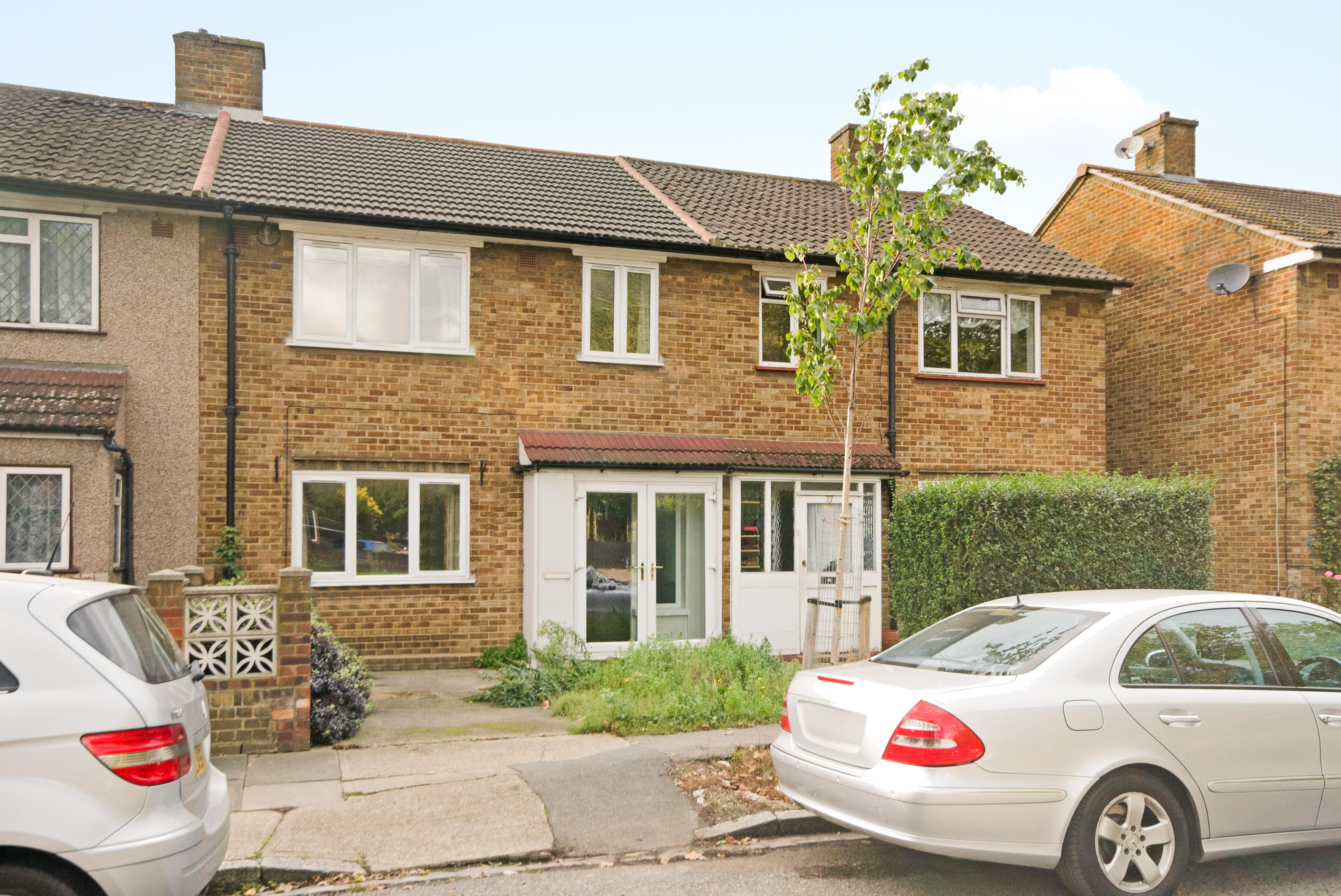 House Tarling Road in Greater London