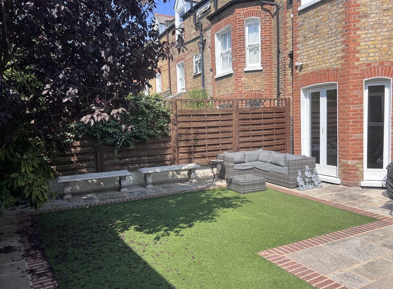 Room Lavender Gardens in Greater London