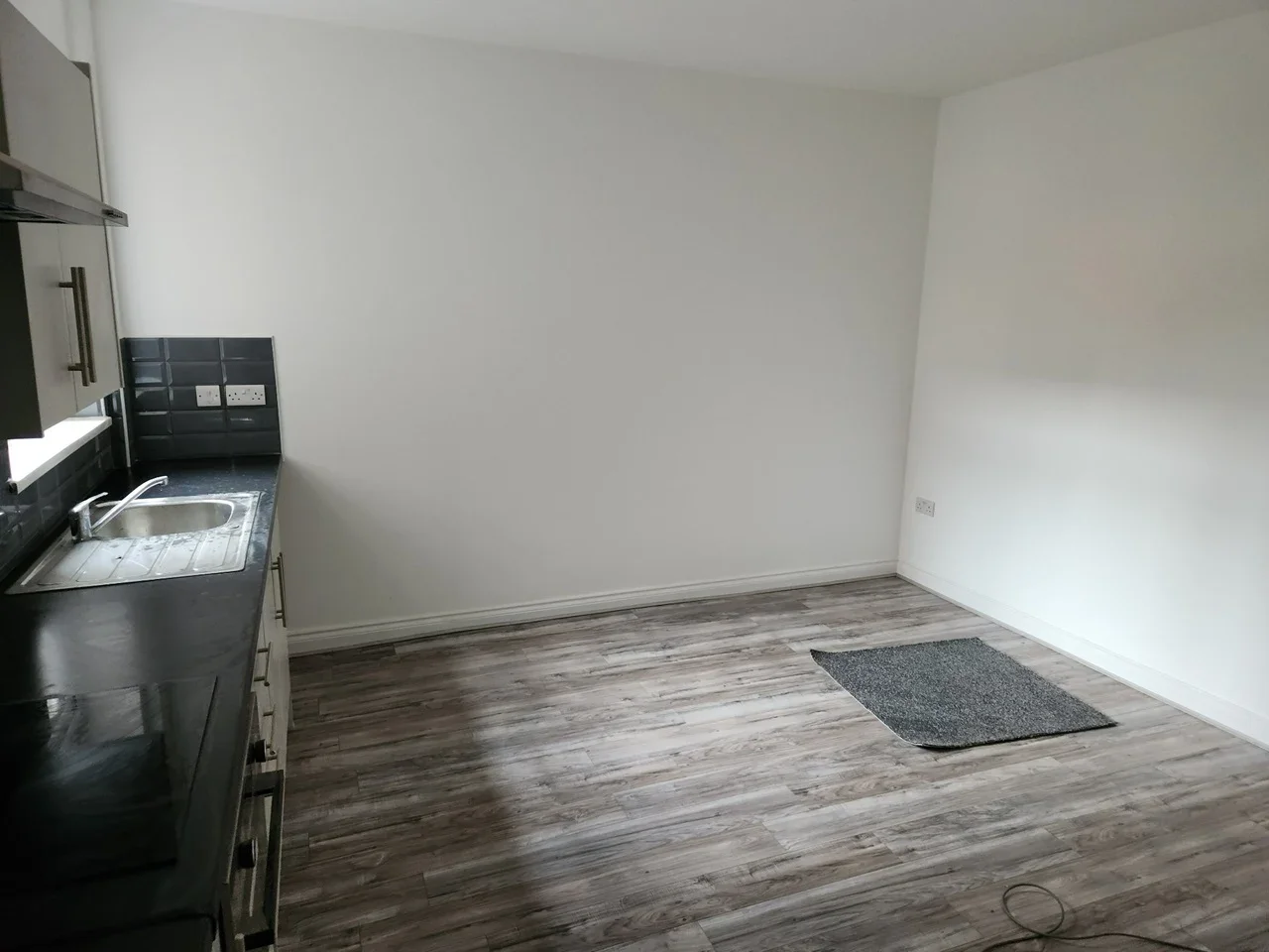 Flat Murray Road in Rugby
