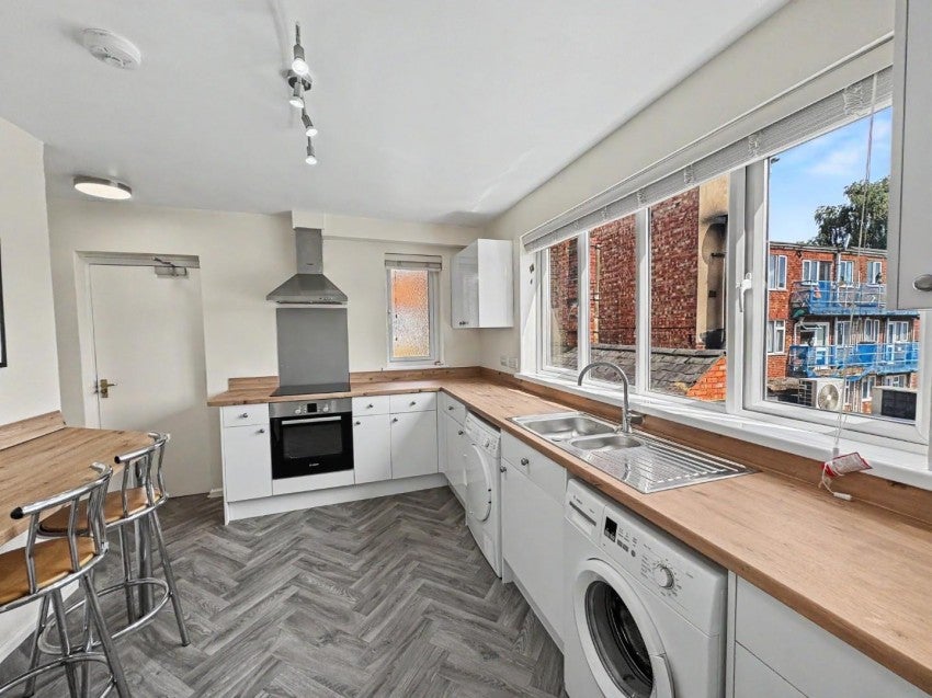 Flat Wellingborough Road in Northampton