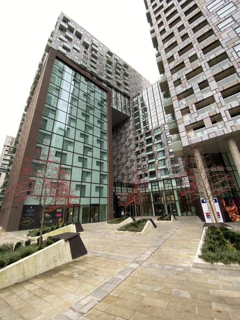 Flat Cassilis Road in Greater London