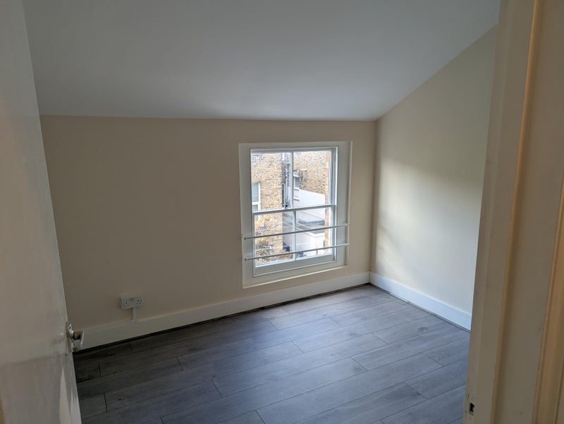 Room Belgrade Road in Greater London