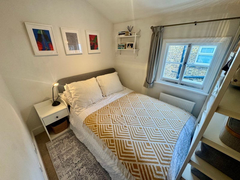 Room Upland Road in Greater London