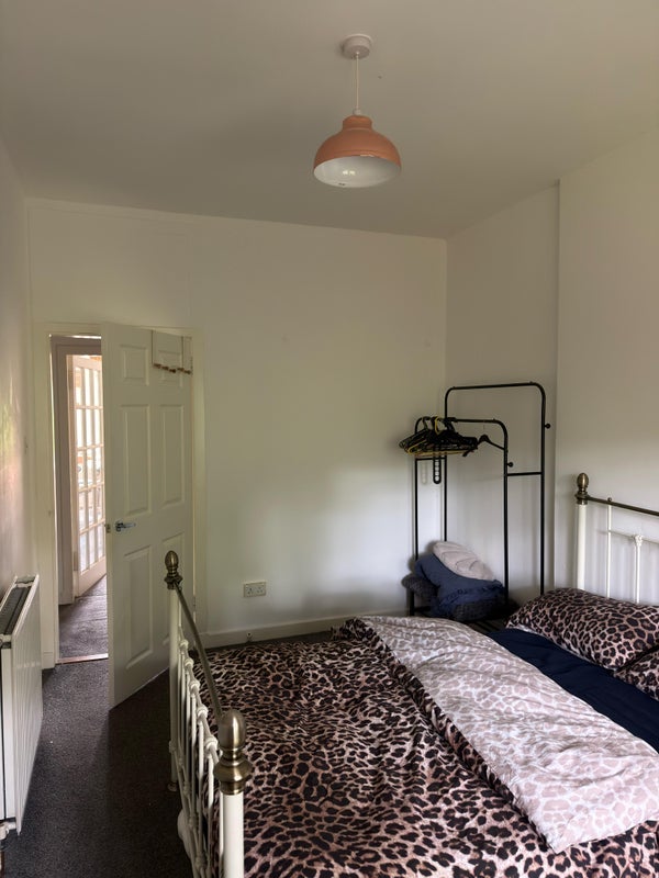 Room Great Western Road in Glasgow