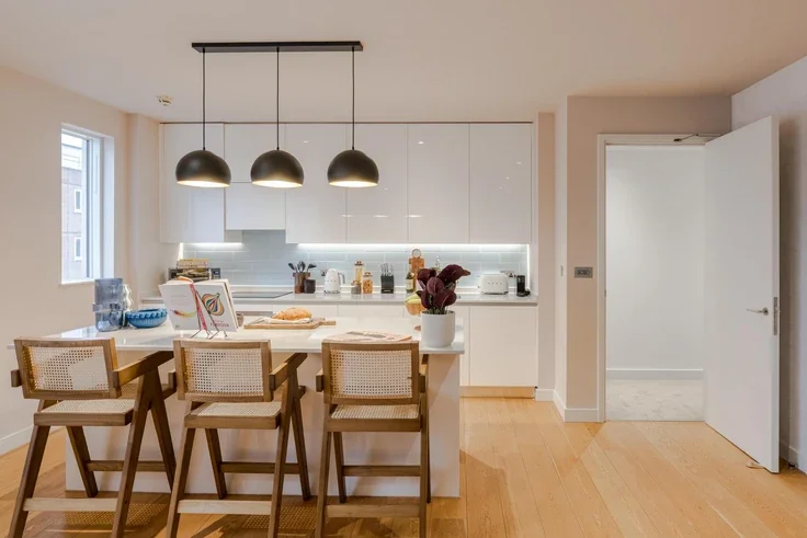 Flat Northdown Street in Greater London