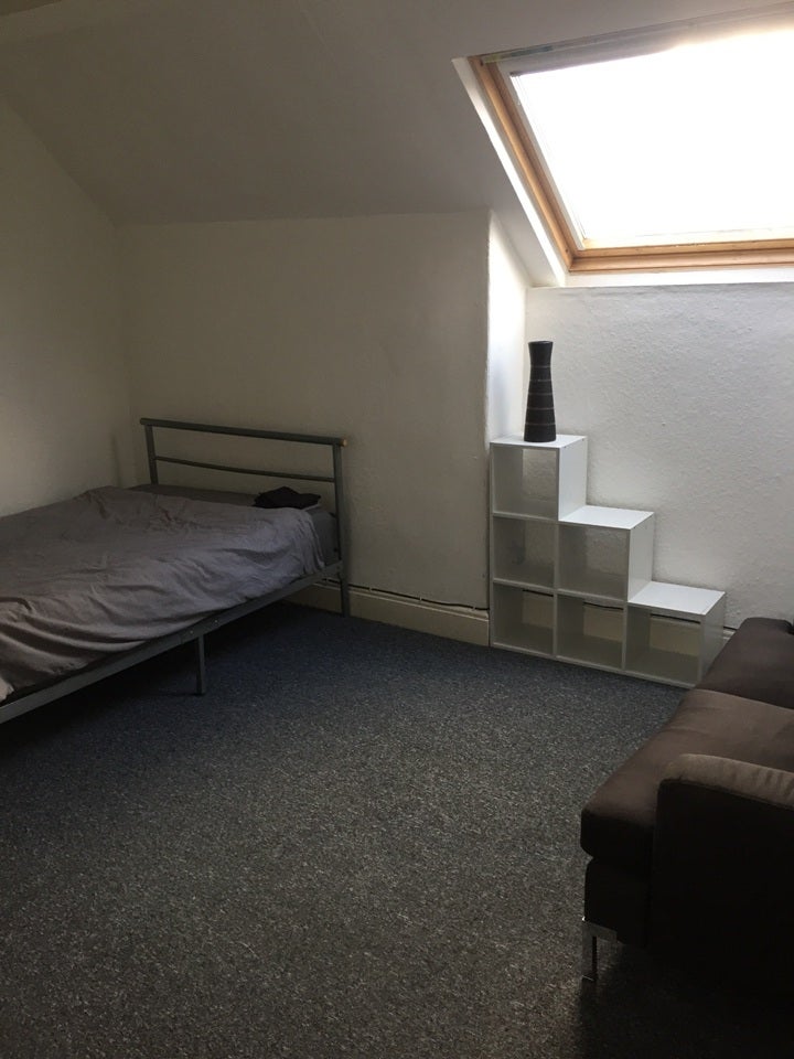 Flat Gilpin Lane in Sheffield