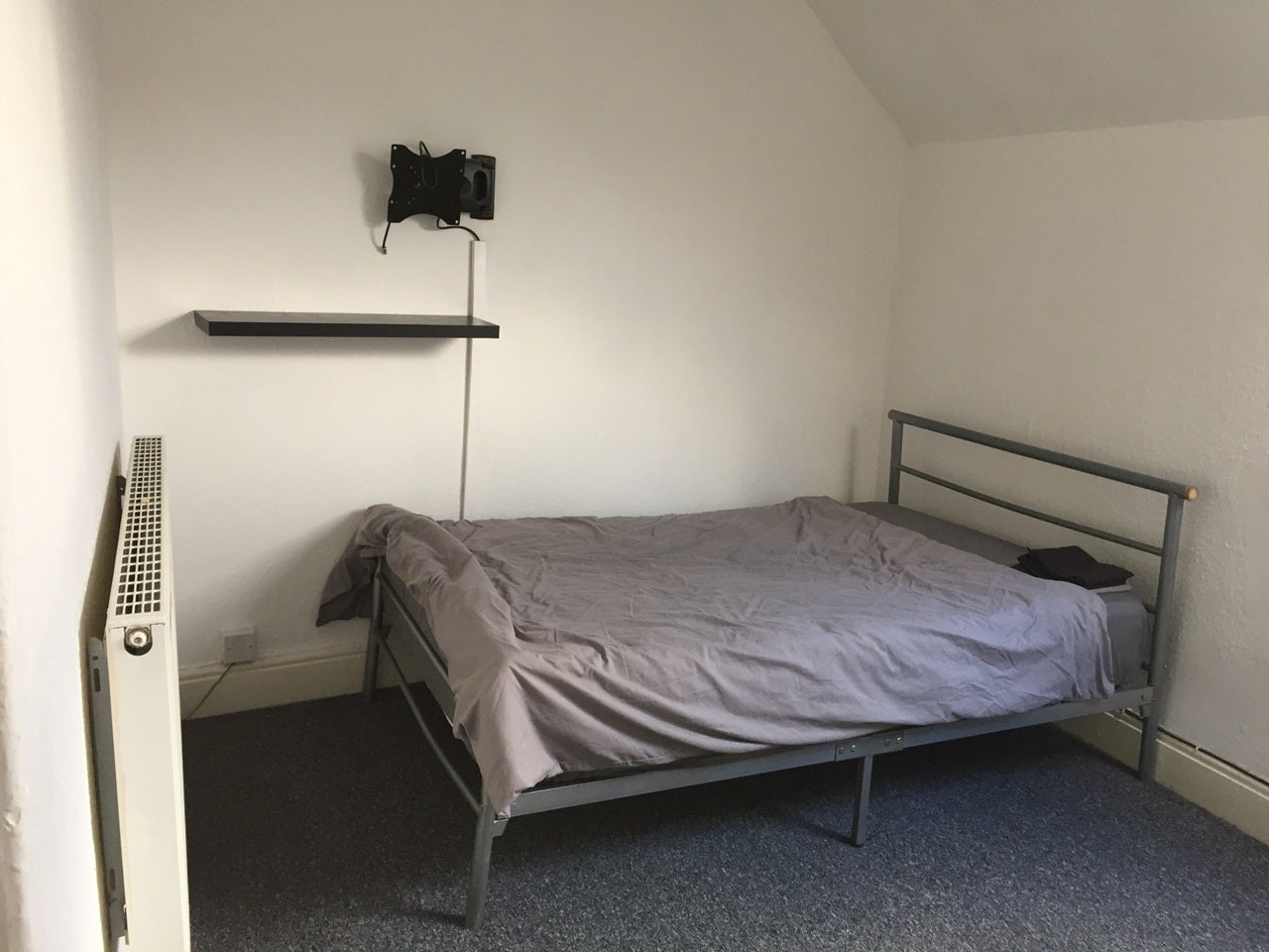Flat Gilpin Lane in Sheffield