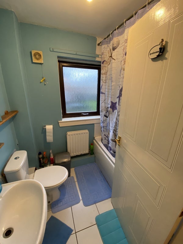 Room St. Josephs Court in Glasgow