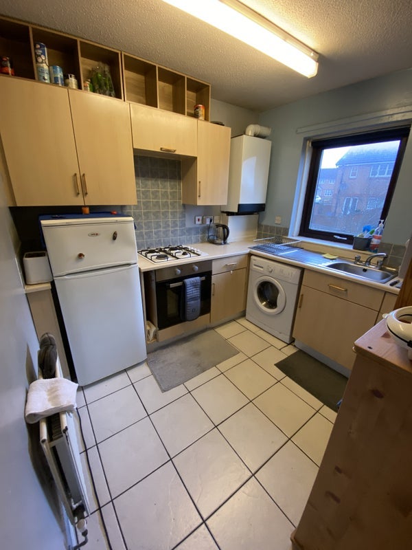 Room St. Josephs Court in Glasgow