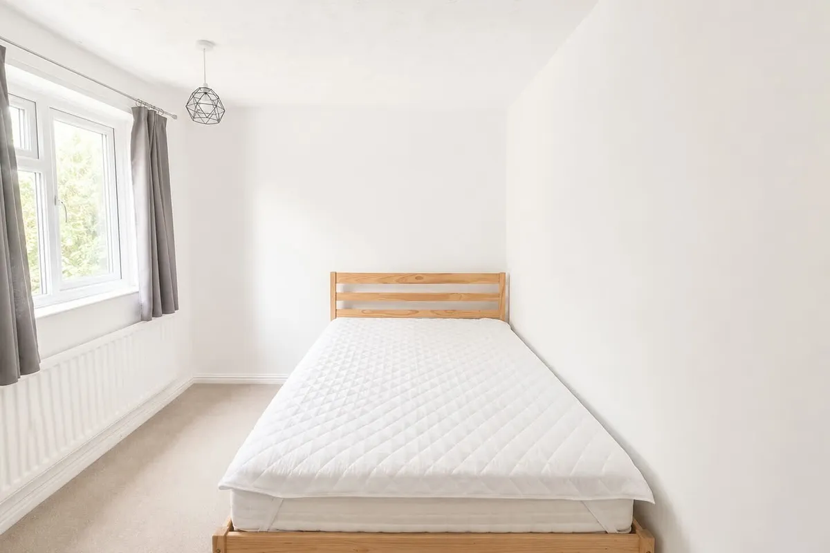 Flat Lower Brownhill Road in Southampton