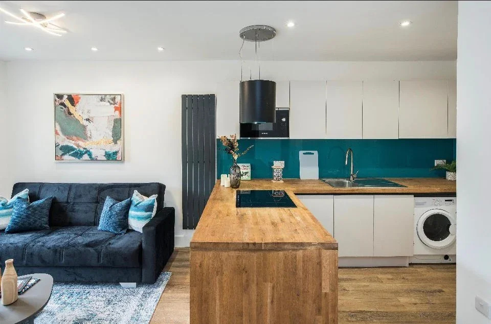 Flat Upper Richmond Road in Greater London