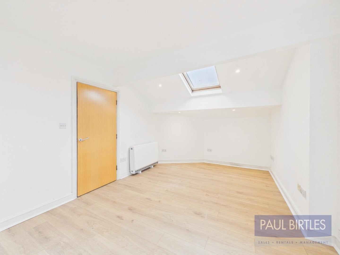 Flat Flixton Road in Trafford