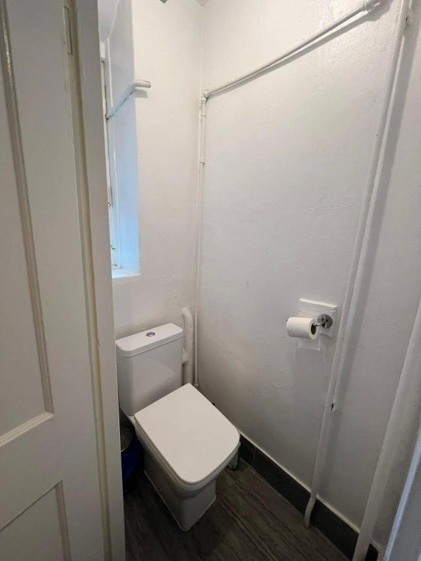 Room Union Road in Greater London
