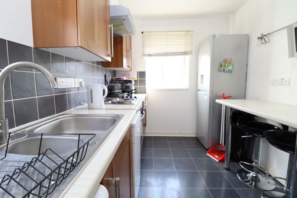 Room Globe Road in Greater London