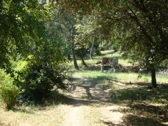 Room Chemin des Huppés in Nîmes