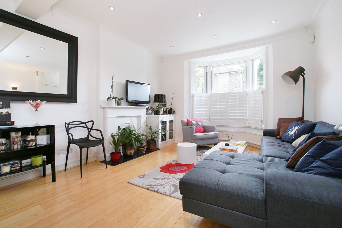 House Orbel Street in Greater London